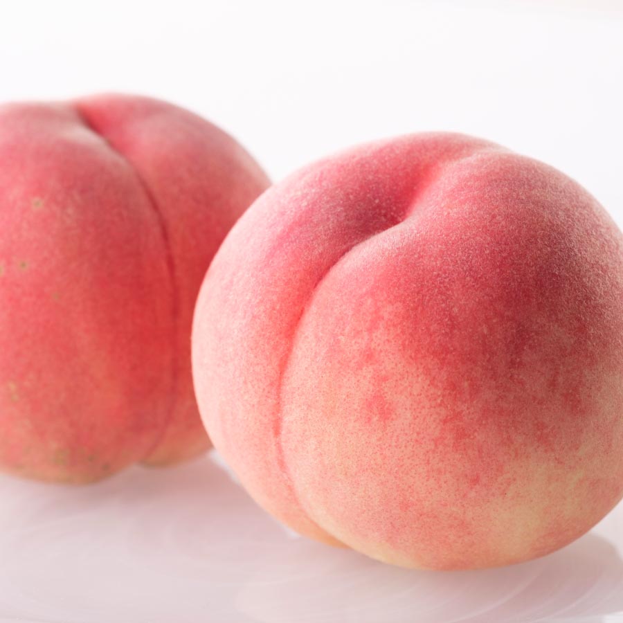 飛騨桃「あかつき」特秀品2.6kg 甘くジューシーな果肉、大玉の桃