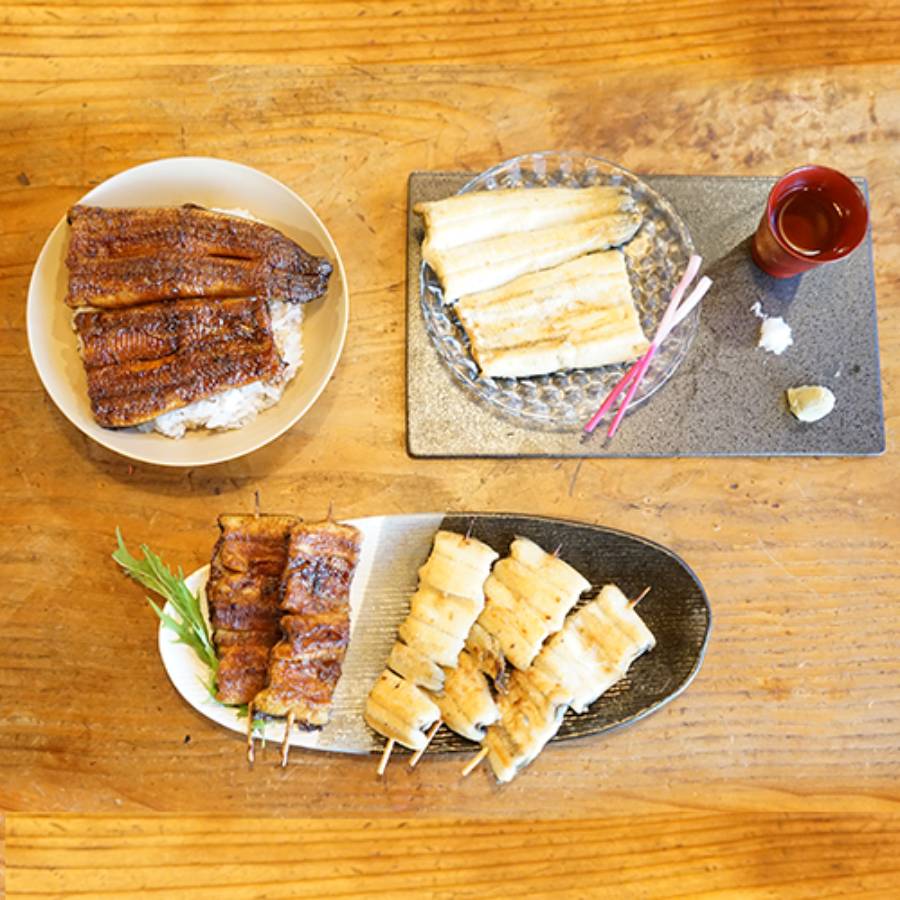 <ヤママツ村田商店>血抜き締め国産うなぎ 規格外300~330gセット300~330g(300g補償)3~4本程度