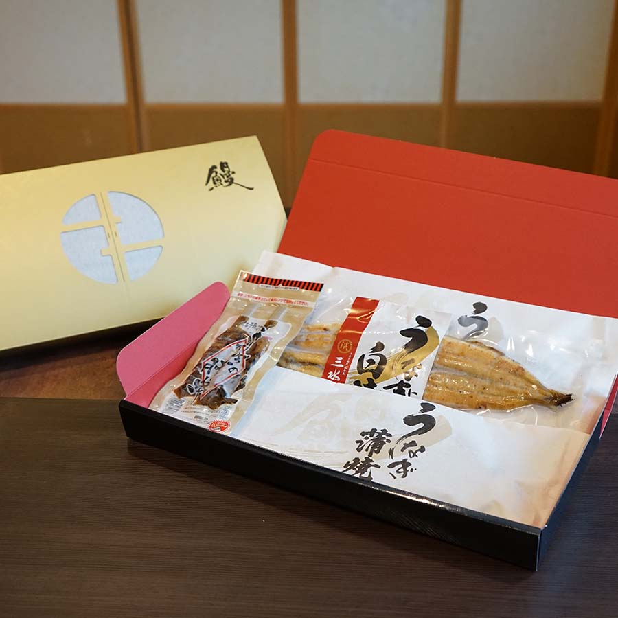 <うなぎ割烹 みかわ三水亭>三河産鰻 炭火手焼き蒲焼セット MI-2・M077