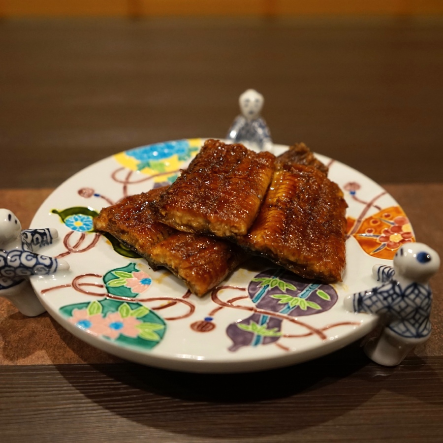 【三越伊勢丹選定】＜うなぎ割烹　みかわ三水亭＞三河産鰻蒲焼「極み」145g×2尾【12か月定期便】・M141