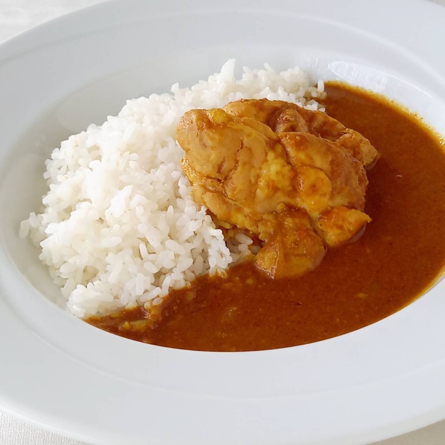 ＜Chez Chouchou＞”神山鶏もも肉入り”オーガニック「スパイスカレー」200gx4（計800g）