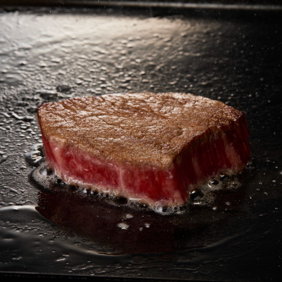 【もったいない!を食べよう】<長太屋>A5等級松阪牛ステーキ(シャトーブリアン)120g×2