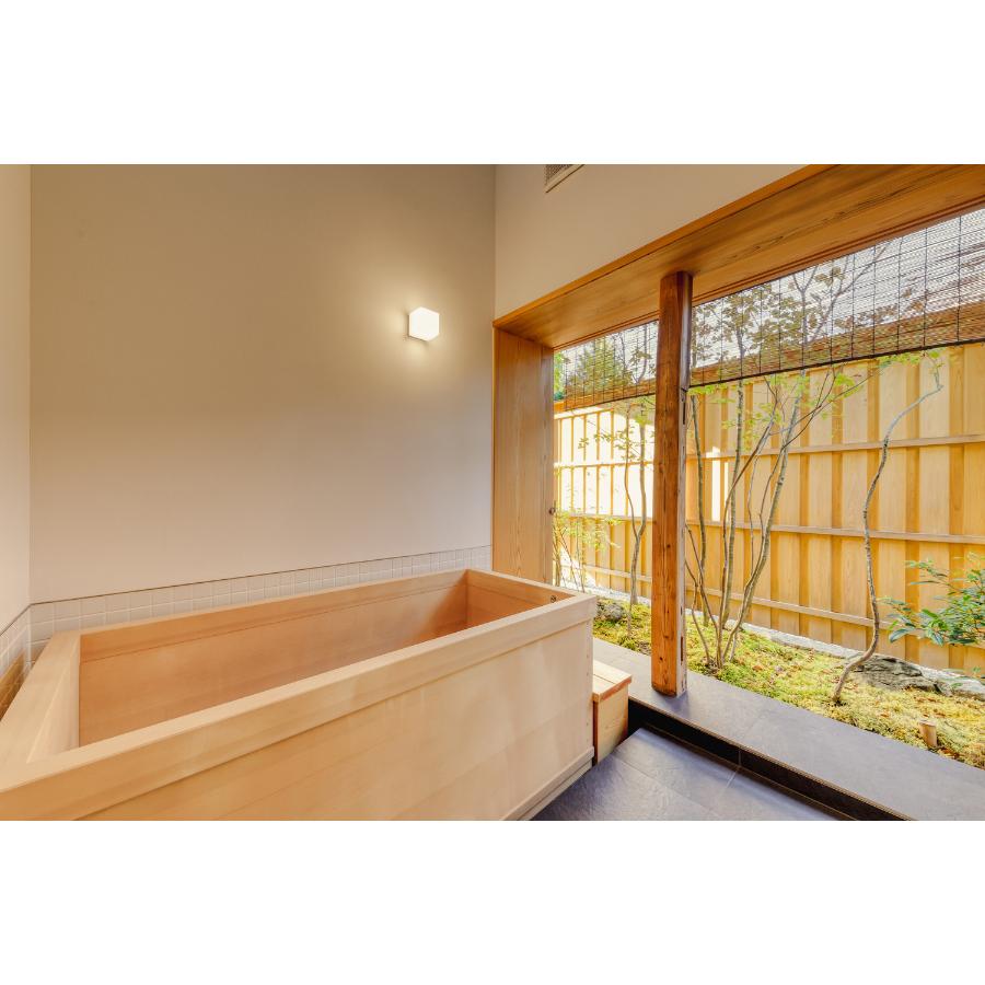 ＜NIPPONIA HOTEL 伊賀上野 城下町＞1泊2日 ペア宿泊券（朝食付き）