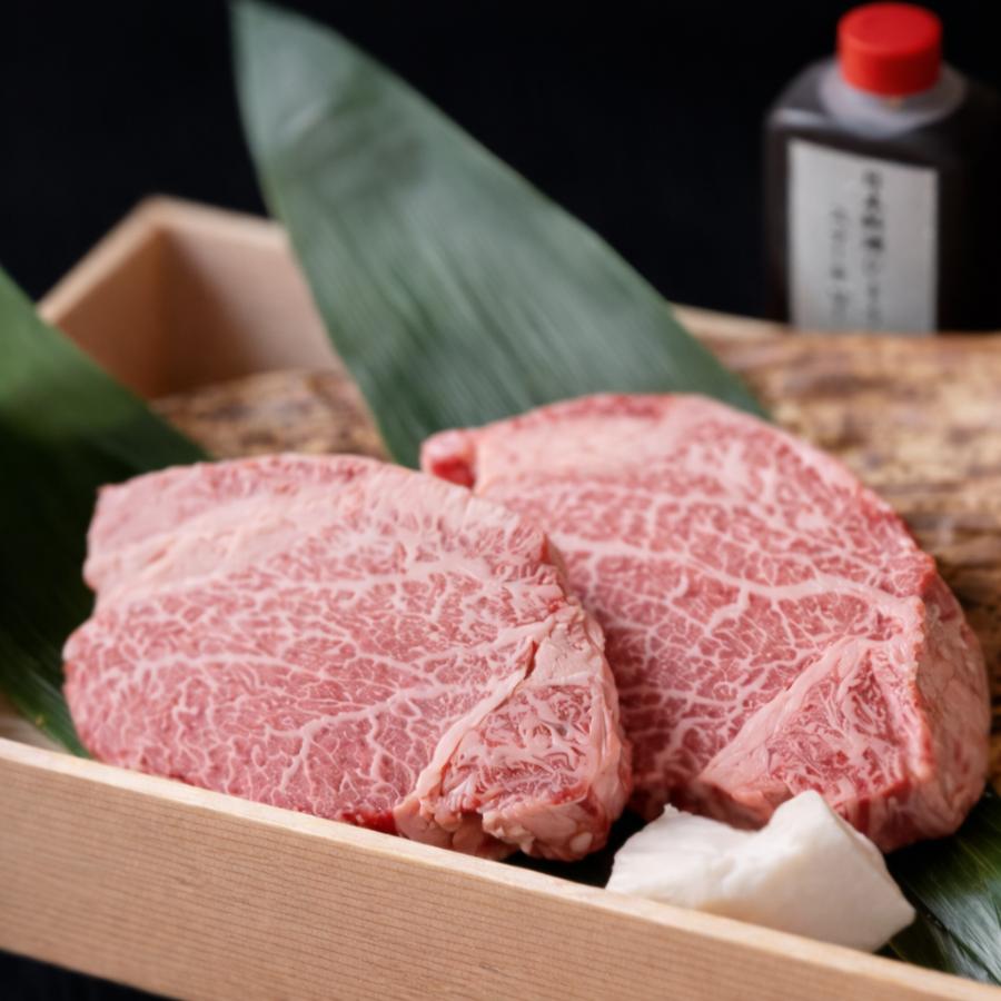 ＜ひょうたんや＞A4ｰA5等級「近江牛」ステーキ用（フィレ）150g×2（計300g）