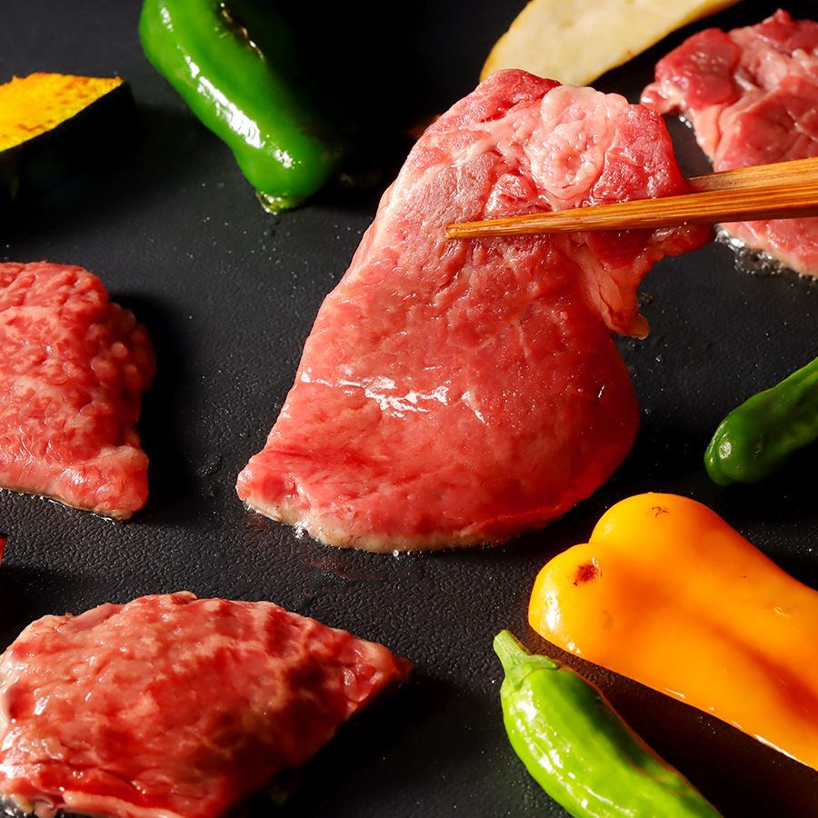 ＜小島食品／澤井牧場＞A４等級以上「近江牛」赤身焼肉用2種セット（ヒレ・ランプ）各100g（計200g）