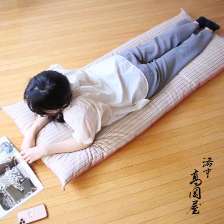 ＜洛中高岡屋＞【わた増量タイプ】ごろ寝敷布団_普通サイズ_縞きなり＆薔薇