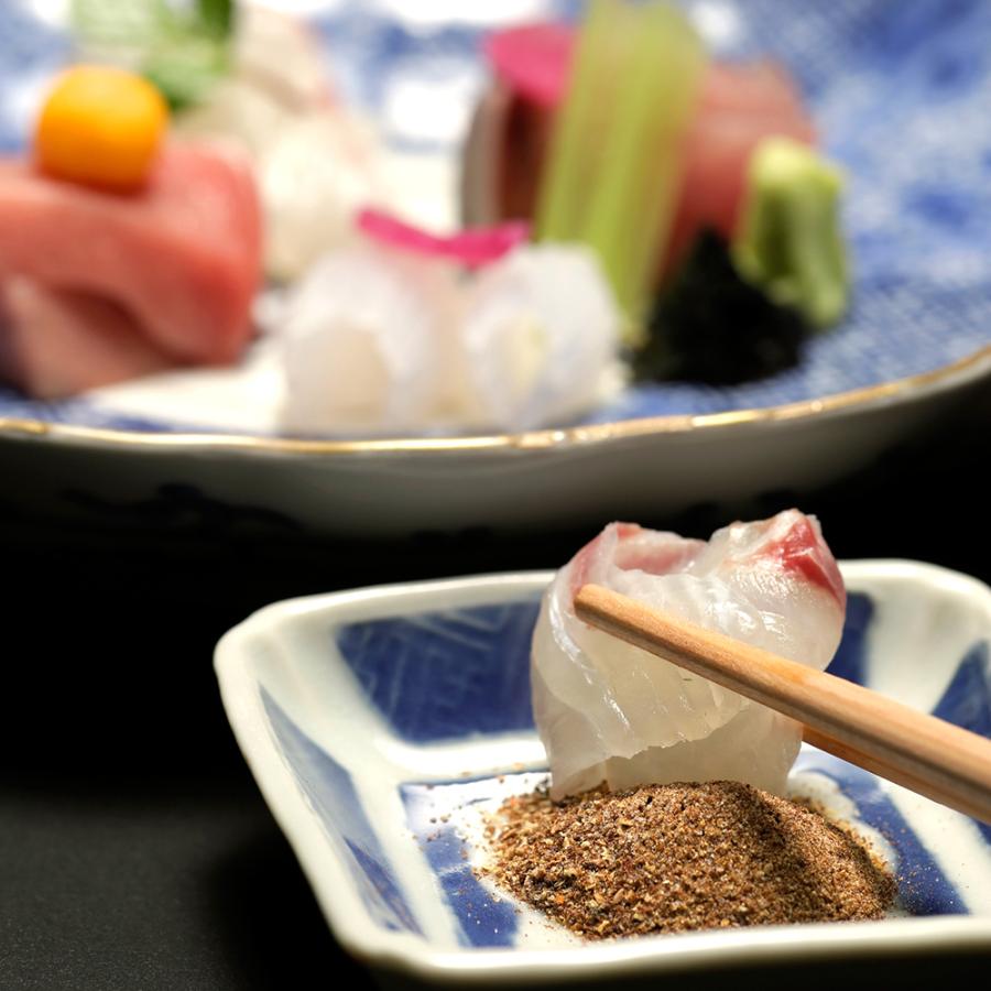 ＜下鴨茶寮＞料亭の粉しょうゆギフトボックス(赤巾着+陶器)