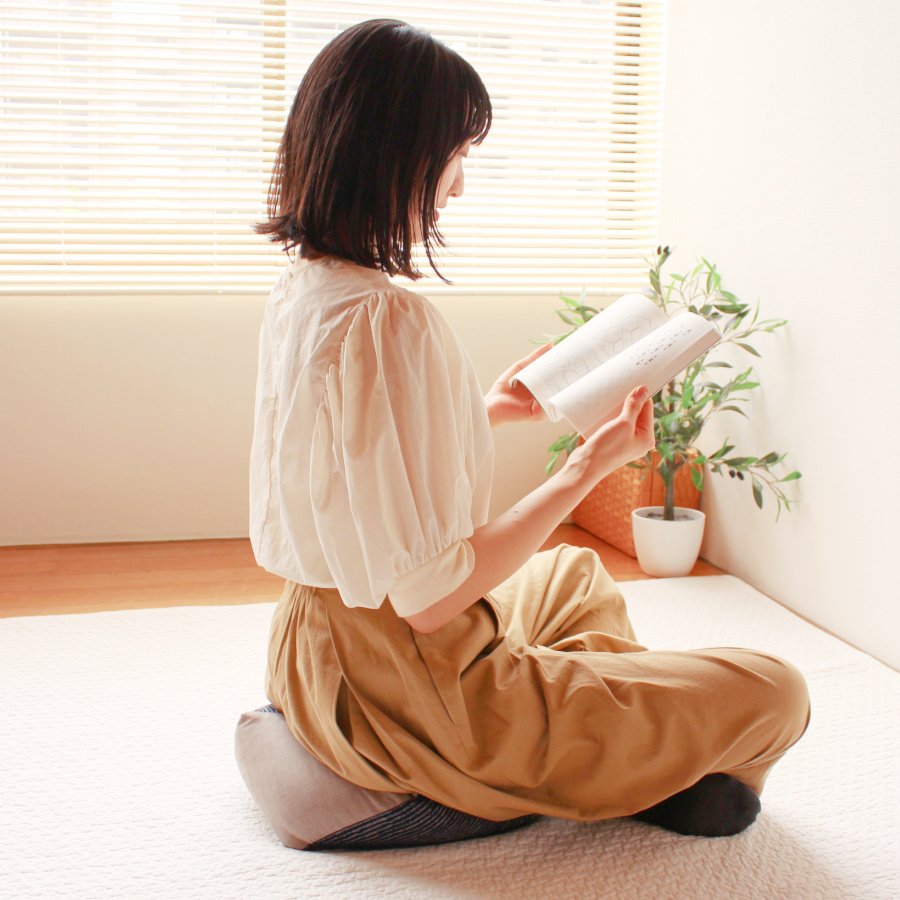 ＜洛中高岡屋＞おじゃみ座布団 縞藍 ２個セット