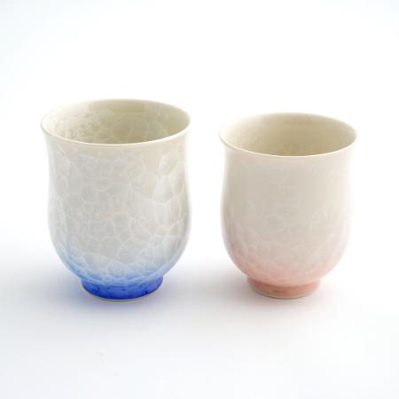 ＜陶あん＞花結晶　組湯呑（白地青赤）