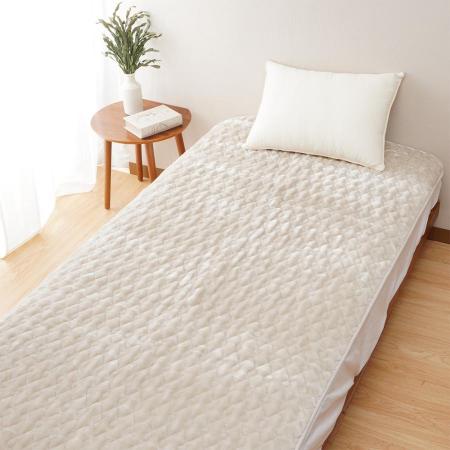 ＜Ｄear Japan/ディアジャパン＞吸湿・発熱レーヨン混敷きパッド　ベージュ