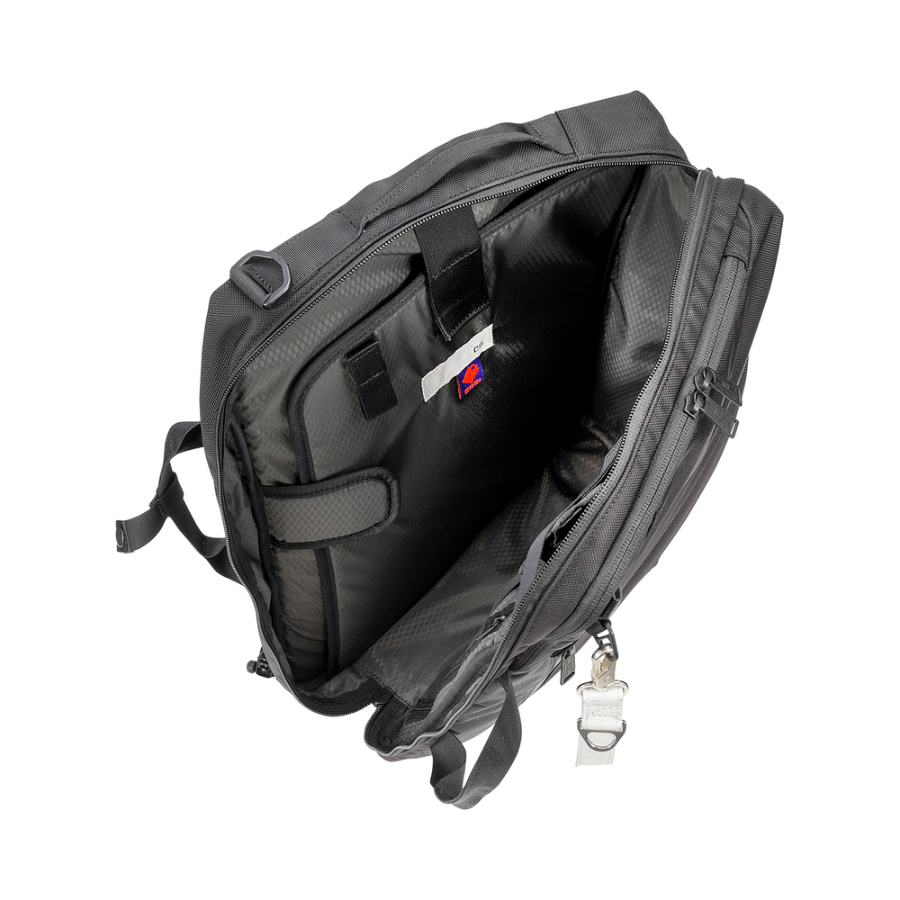 ＜CIE＞豊岡鞄　CIE BALLISTIC AIR 2WAY BP(071900)　（ブラック）