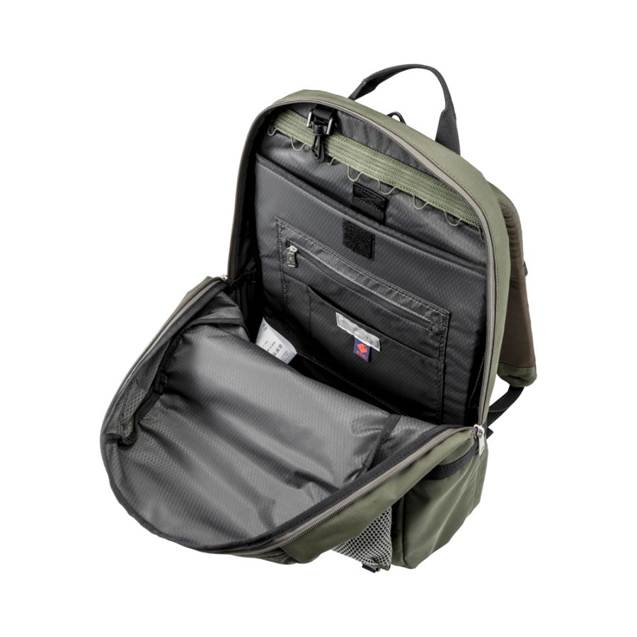 ＜CIE＞豊岡鞄　CIE WEATHER BACKPAC(071950)（オリーブ）