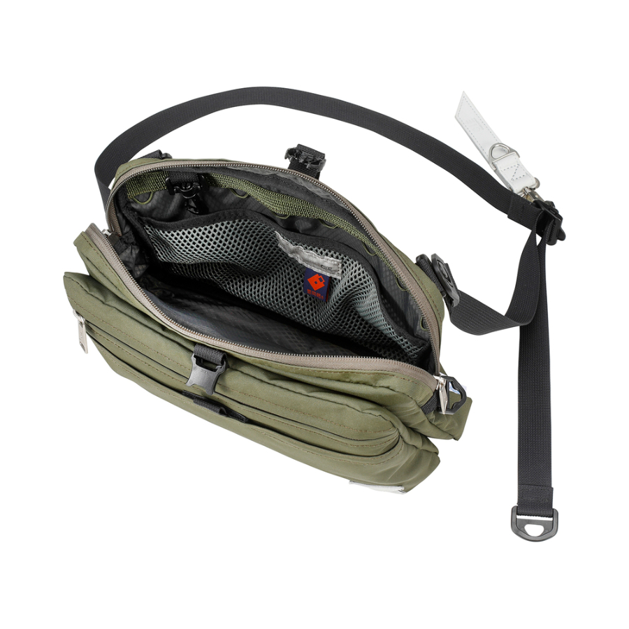 ＜CIE＞豊岡鞄　CIE WEATHER SHOULDER(071951)　（オリーブ）