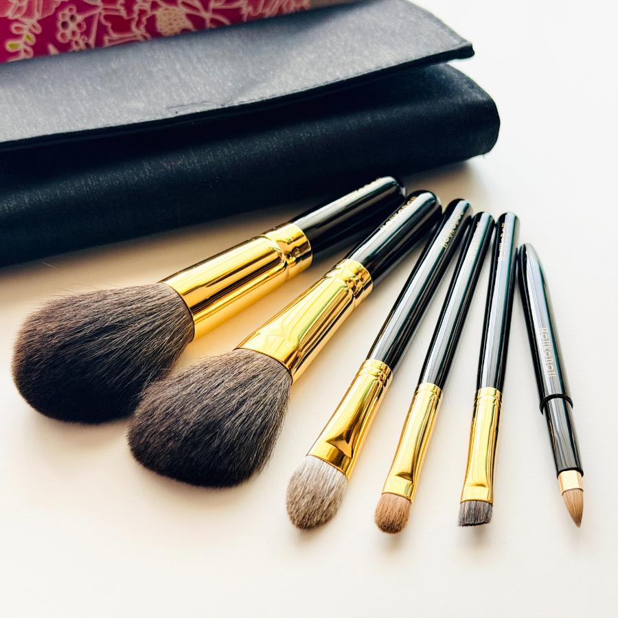 ＜ほう古堂＞化粧筆6本＆ケースセットーほう古堂厳選プレミアムラインナップー　M-10