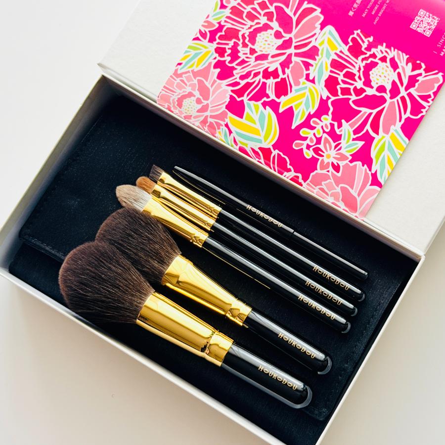 ＜ほう古堂＞化粧筆6本＆ケースセットーほう古堂厳選プレミアムラインナップー　M-10