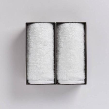 ＜FUJITAKA　TOWEL＞世界鶴　風　フェイスタオル2枚セット　ホワイト（今治タオルブランド認定製品）