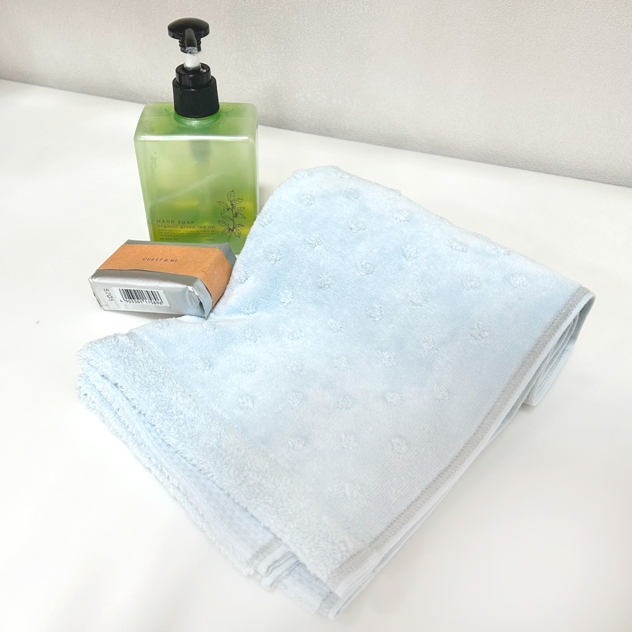 ＜SHICHIFUKU　TOWEL＞（ペロ）フェイスタオル・ハンカチ　4枚セット　各2色　(今治タオルブランド認定製品）