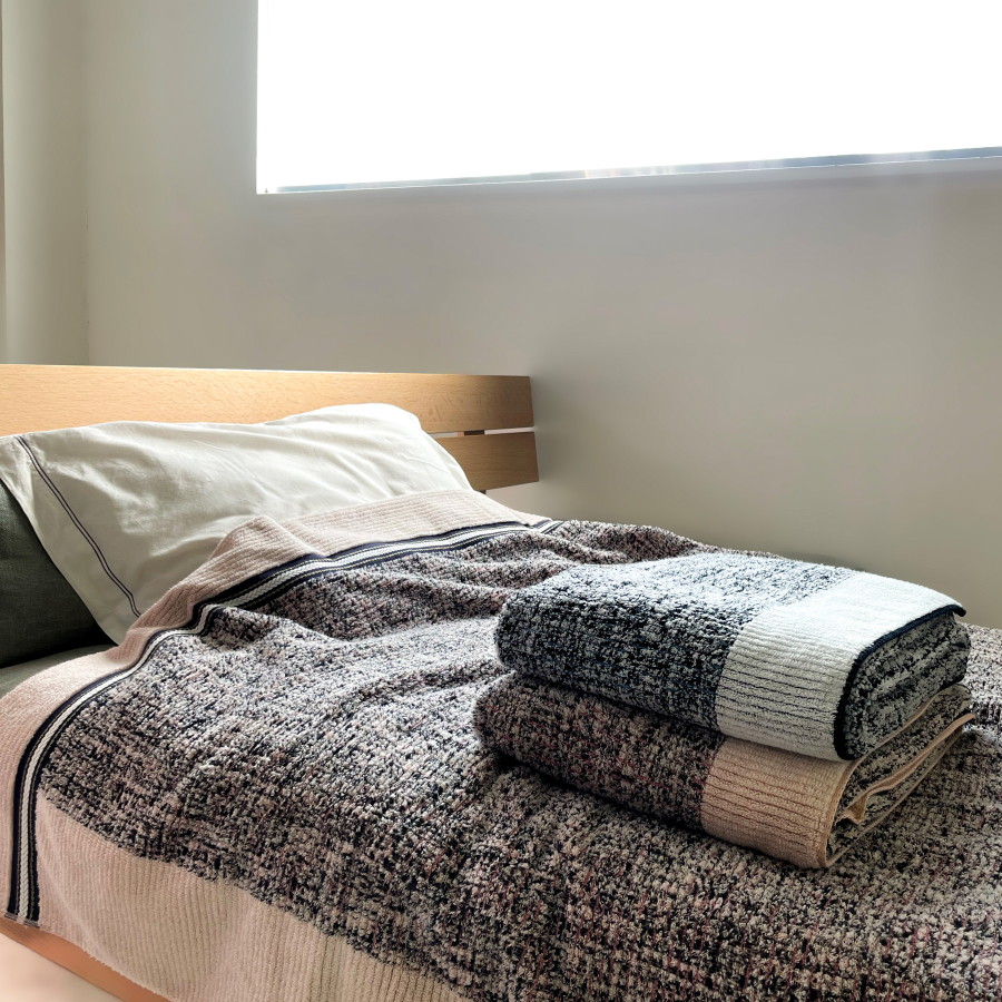 ＜SHICHIFUKU　TOWEL＞（ミッシュ）タオルケット　プレシャスネイビー　(今治タオルブランド認定製品）