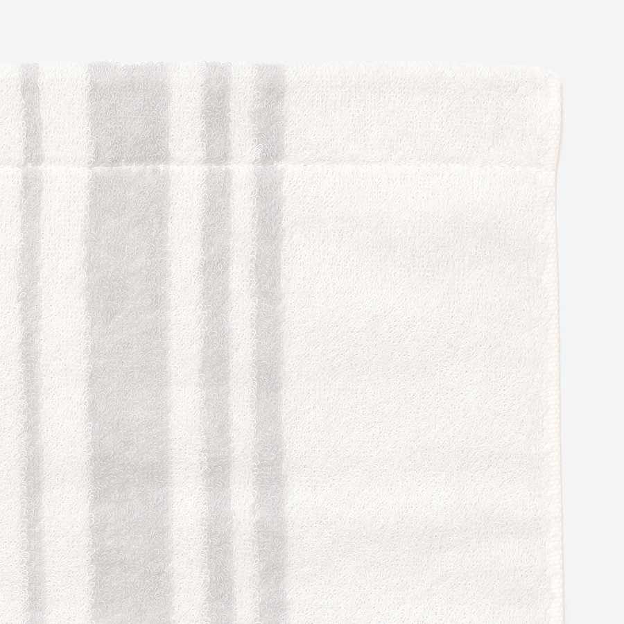 <昭和西川>Feel & moist バスタオル アイボリー(今治タオルブランド認定製品)