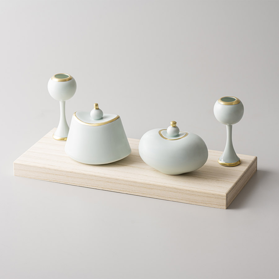 ＜渓山窯＞有田焼　セラヒイナ　白磁金