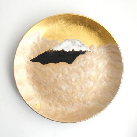 ＜琥山窯＞金箔雪被り富士絵６寸飾皿