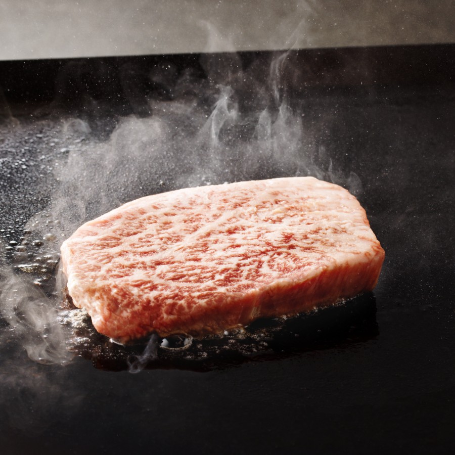 特選伊万里牛 A5霜降りモモステーキ 500g