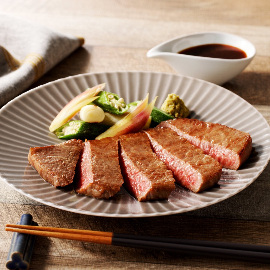特選伊万里牛 A5霜降りモモステーキ 500g