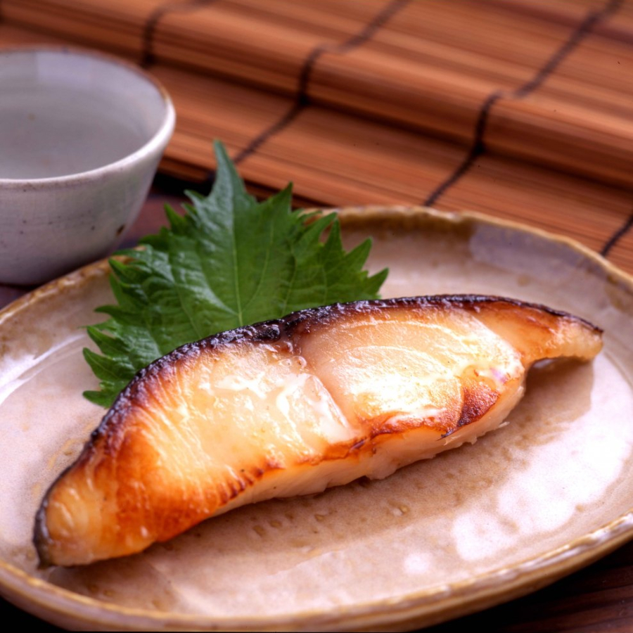 ＜竹八＞西京漬・珍味詰合せ(漬魚8切 粕漬3個 高菜明太味)：B026-001　1kg