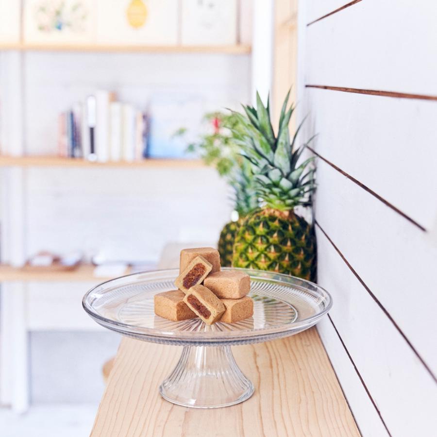 ＜AOSHIMABOOKS＆PINEAPPLE＞青島パイナップルケーキ10個入り定期便3回