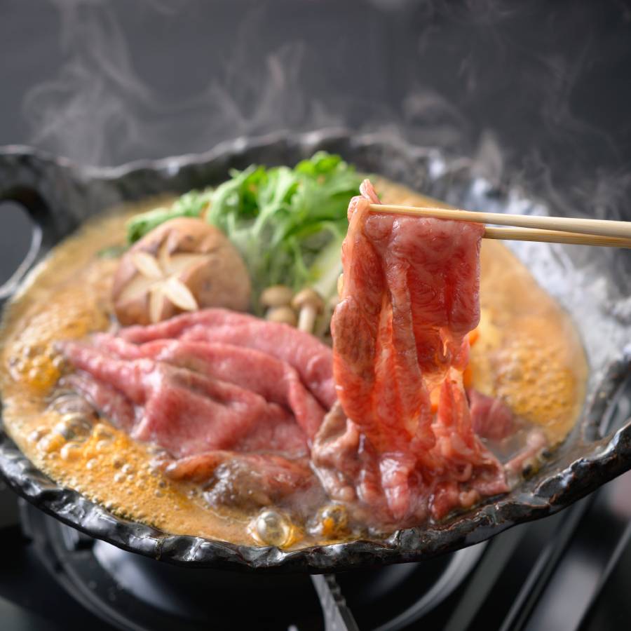 ＜はかた明治町精肉店＞A5ランク宮崎牛 肩ローススライス300ｇ×2　A5ランク宮崎牛 切り落とし200ｇ