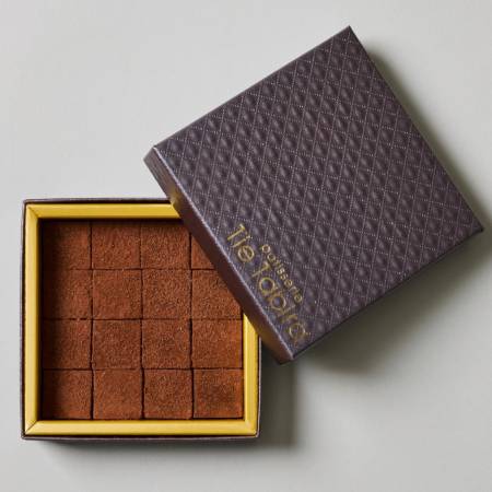 ＜パティスリーティー・タビラ＞生チョコレート3種 ×各16粒