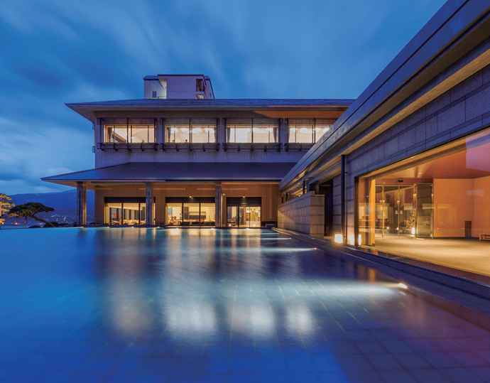 ＜HOTEL OOSADO＞1泊2 食付 2 名様 平日利用 最上階露天風呂付プレミアムスイートルーム