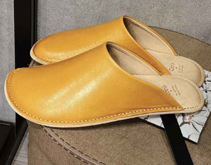 <Reela>ルームサボ グロスレザーマスタード