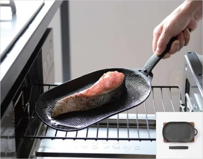 ＜OIGEN＞南部鉄器 焼き焼きグリル ぽっちゃり （焼杉木台付き）