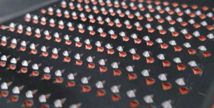 <紀州新家>手打ちおろし金 中 12段打ち 接写イメージ