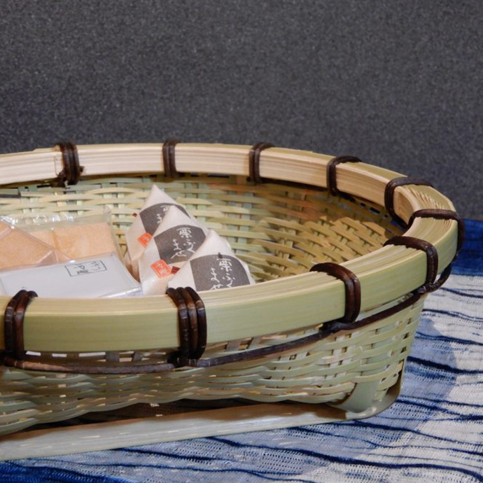 <青竹工房 桐山>丸型テーブルバスケット 小