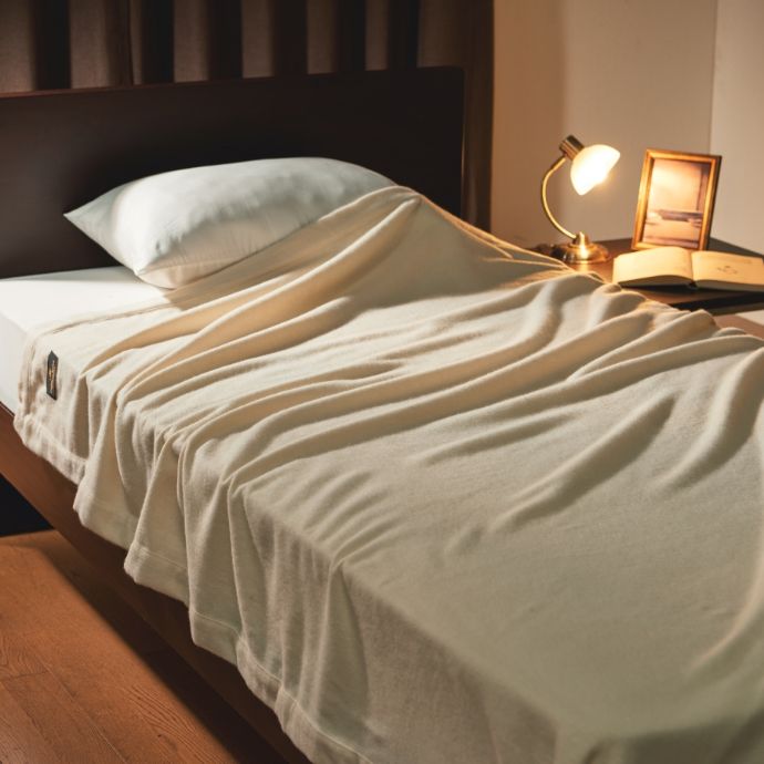 <ディーブレス>ホワイトカシミヤブランケット グランドプレミアム