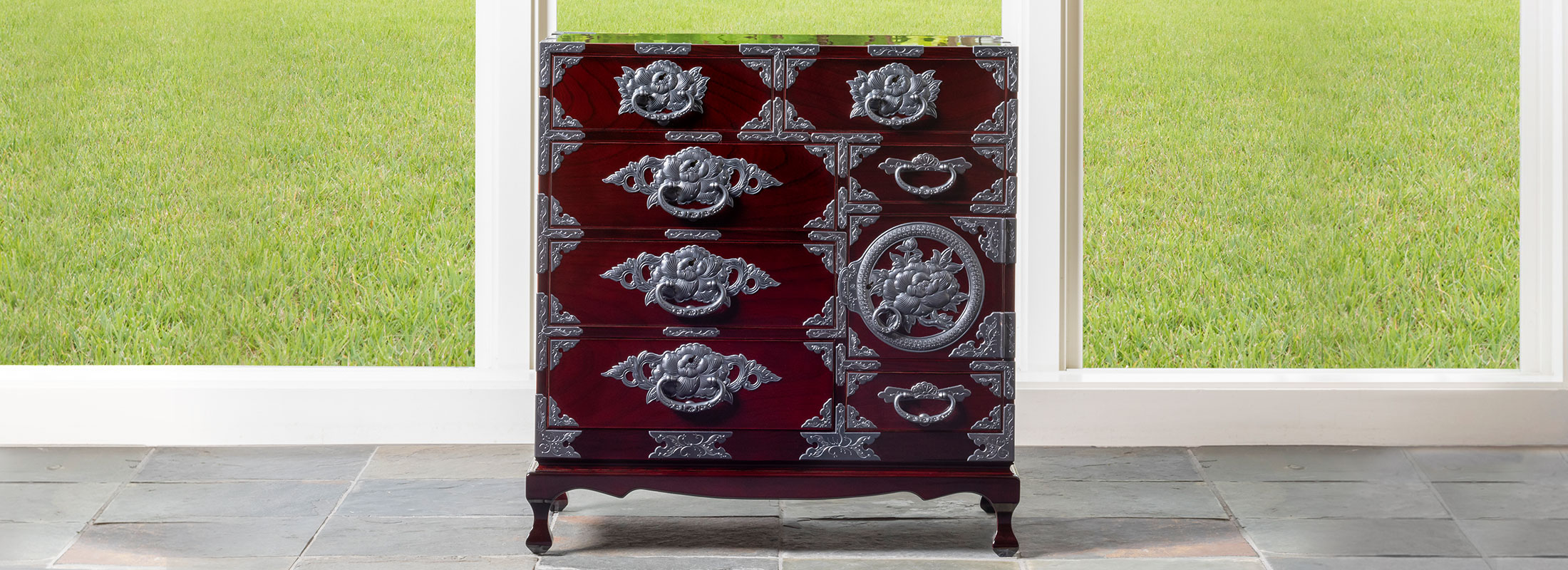 仙台箪笥 猫足チェスト 木地呂漆塗り