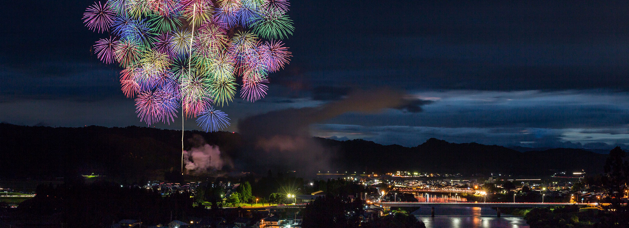 最上川花火大会