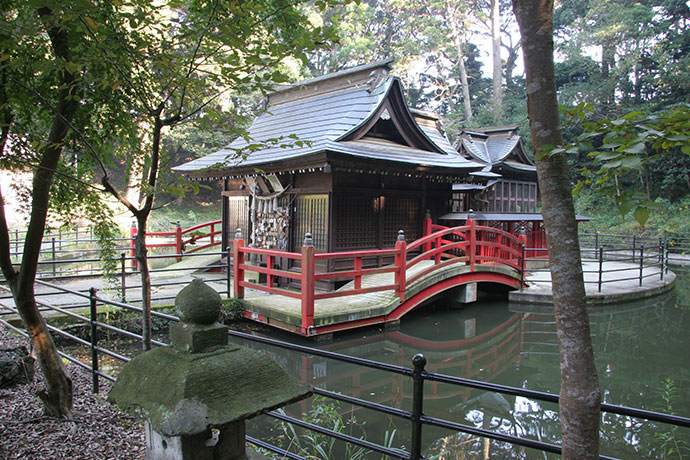 「子生の弁天様」と呼ばれる厳島神社