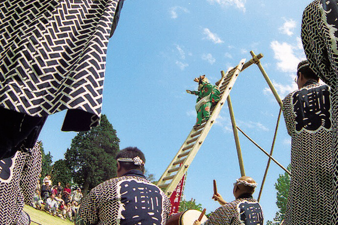 千葉県指定無形民俗文化財「鹿野山のはしご獅子舞」