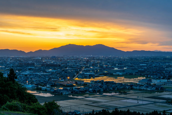 田舎でも都会でもなく”ちょうどいい”かんじ、それが新潟県三条市です。