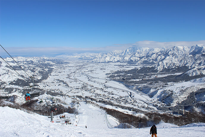 石打丸山スキー場ほか全10か所のスキー場があります