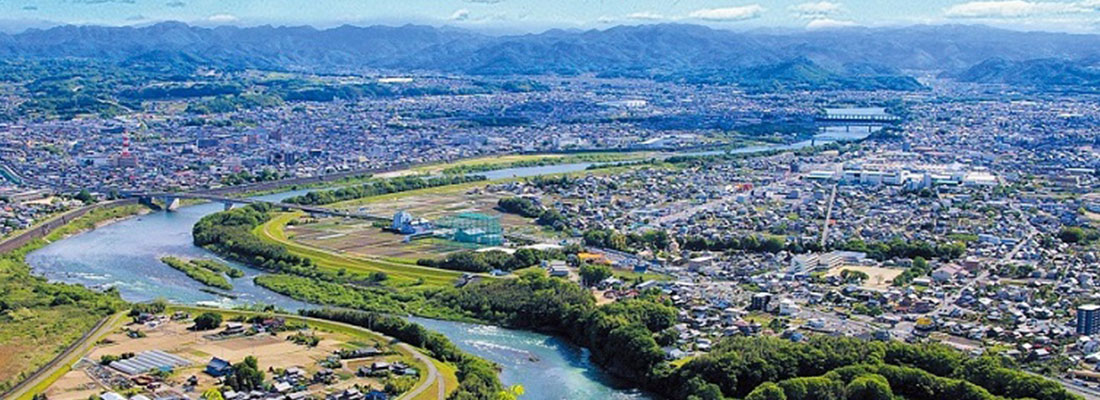 鳩吹山からの眺め.jpg