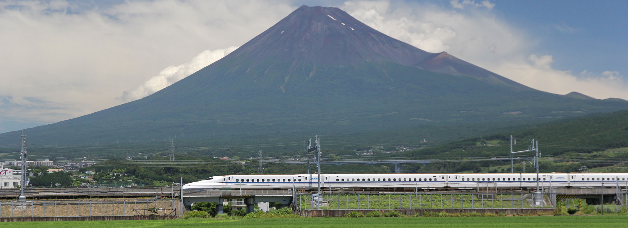富士山と水田