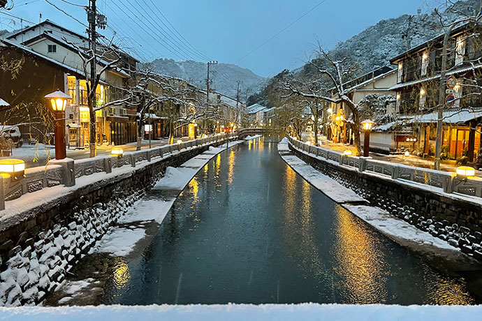 雪の城崎温泉