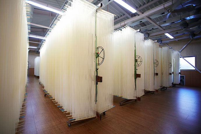 そうめん製造工程「門干し」