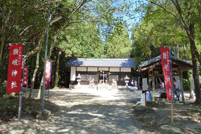 ”かぐや姫のふるさと”讃岐神社