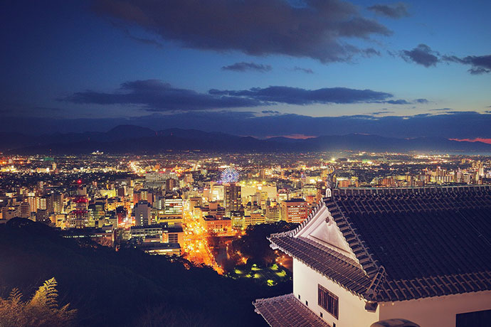 松山城夜景