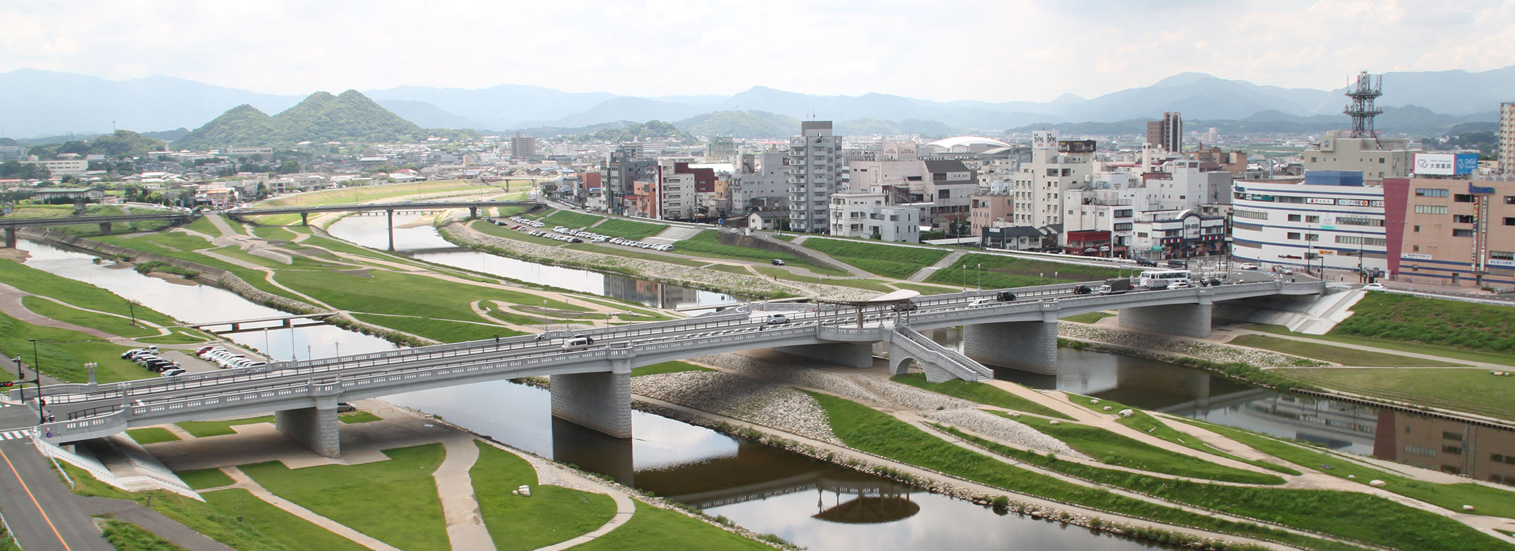 河川敷空撮